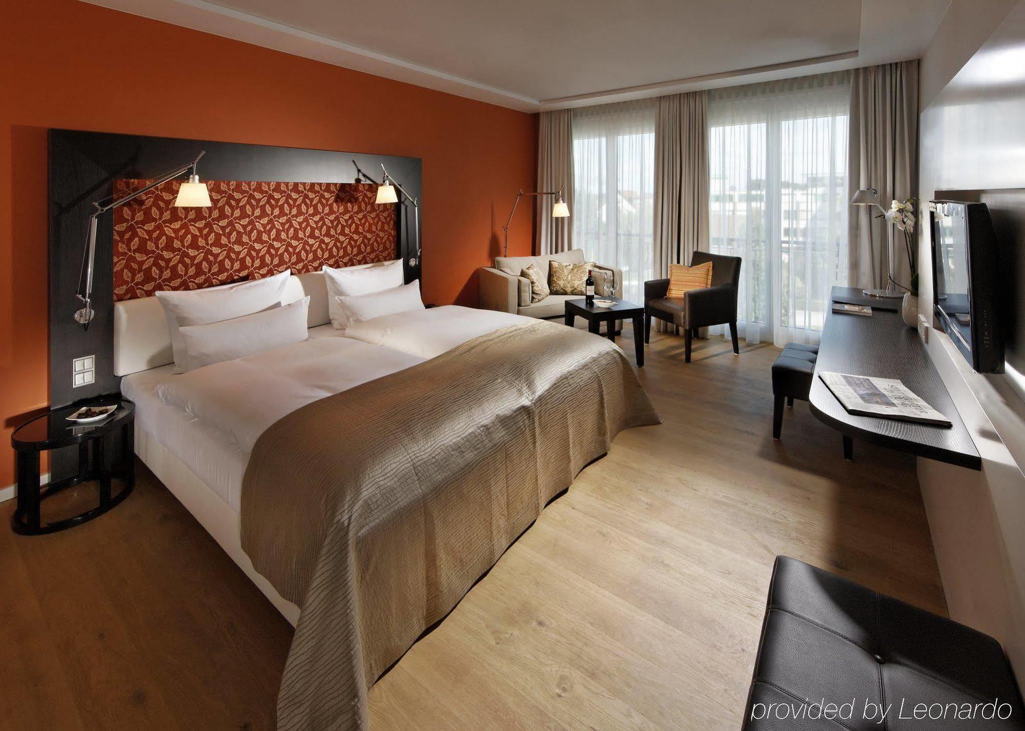 พาร์คโฮเทล ซตุทท์การ์ทเมสเซอ แอร์พอร์ท Hotel ไลน์เฟลเดิน-เอคเทอร์ดิงเงน ภายนอก รูปภาพ